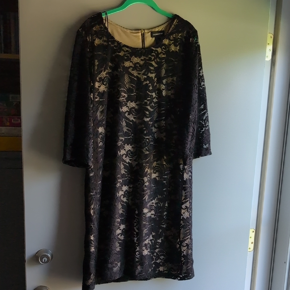 Liz Claiborne Black Sheath Dress 3/4 Sleeve Crew Neck